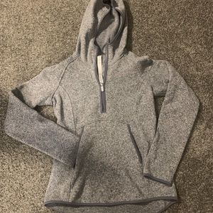 Lululemon size 4 quarter zip hooded jacket